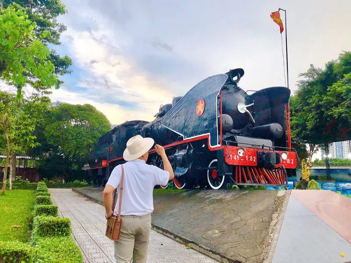 Dĩ An có gì chơi? Tham quan nhà máy xe lửa