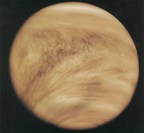 khi-quyen-cua-sao-kim Khí quyển sao Kim chụp năm 1979 qua bước sóng tử ngoại từ tàu Pioneer Venus Orbiter.