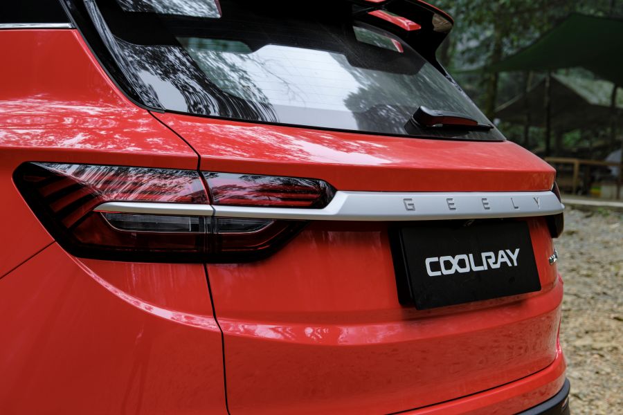 Trải nghiệm tân binh Geely Coolray: Hà Nội - Ba Vì với tay lái của “những bà nội trợ”
