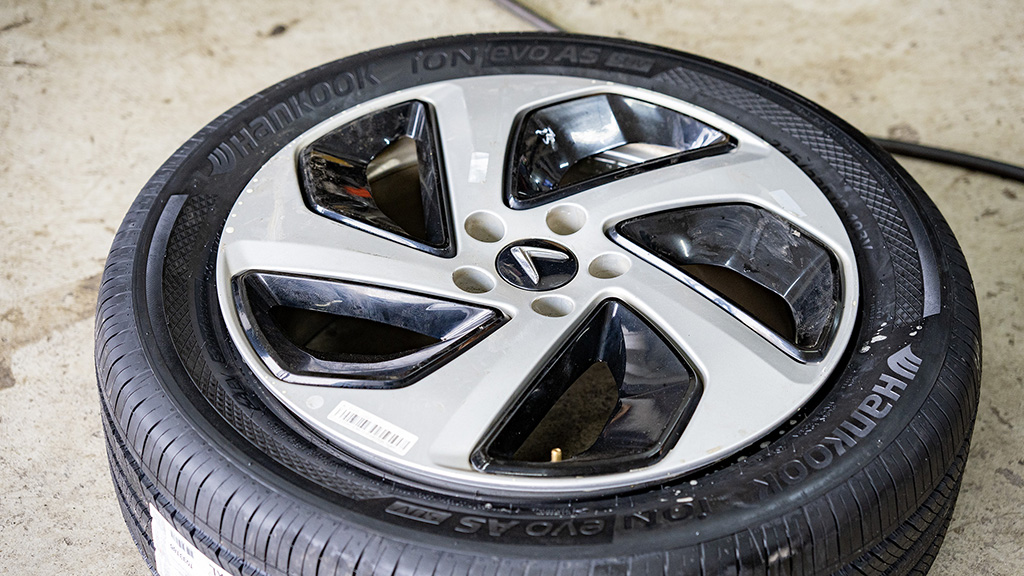 [ĐÁNH GIÁ SẢN PHẨM] Lốp xe điện Hankook iON evo: Cho “hổ mọc thêm cánh”