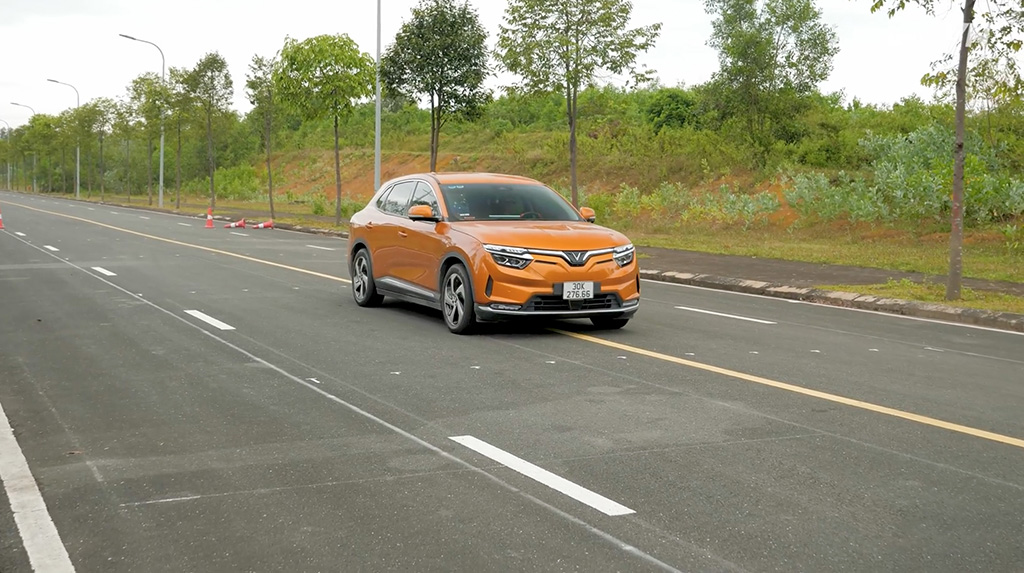 [ĐÁNH GIÁ SẢN PHẨM] Lốp xe điện Hankook iON evo: Cho “hổ mọc thêm cánh”