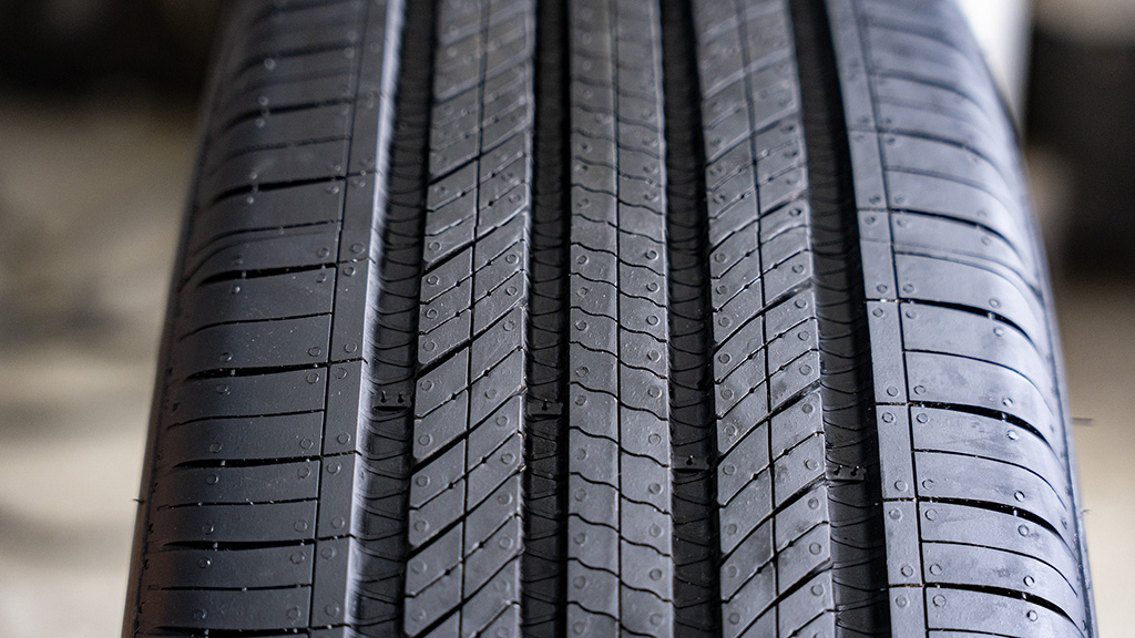 [ĐÁNH GIÁ SẢN PHẨM] Lốp xe điện Hankook iON evo: Cho “hổ mọc thêm cánh”