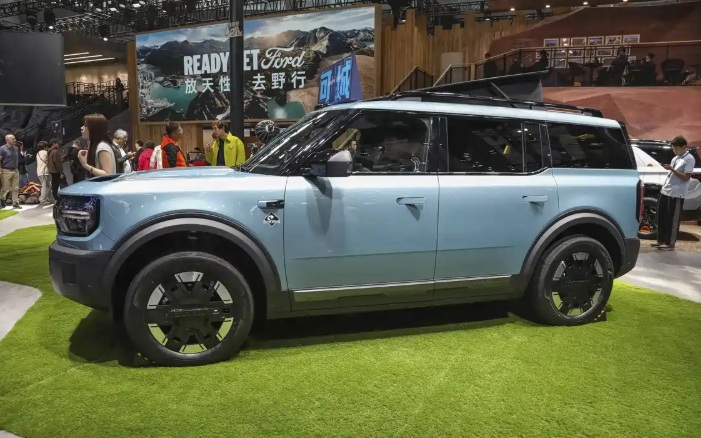 Ford Bronco Basecamp ra mắt: Mẫu SUV pha trộn giữa off-road và công nghệ
