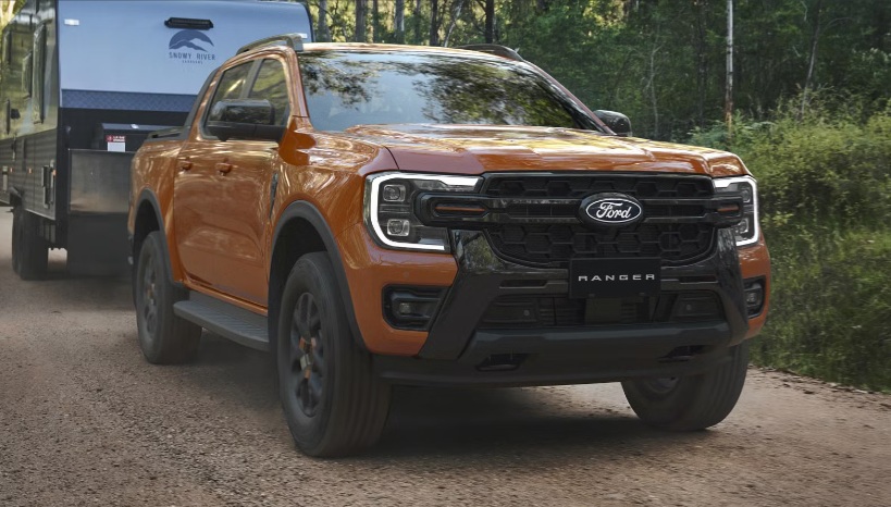 Ford Ranger 2026 ra mắt: Bổ sung bản off-road, loại bỏ máy dầu Bi-Turbo