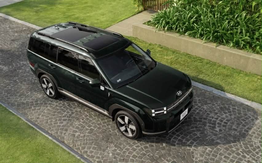 Hyundai Santa Fe Hybrid ra mắt thị trường Việt Nam, giá 1,369 tỷ đồng