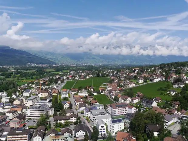 dat-nuoc-liechtenstein-1 Vương quốc tí hon nằm giữa châu Âu: Nơi giàu nhất thế giới nhưng rất ít người biết tên!