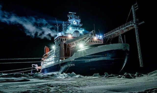 polarstern Tàu Polarstern đã trải qua hàng trăm ngày đêm ở Bắc Cực.