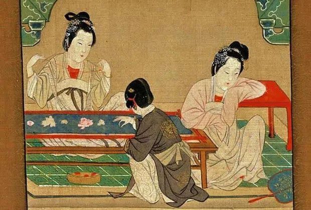 Đông tháng Mười, thêu thùa dưới đình