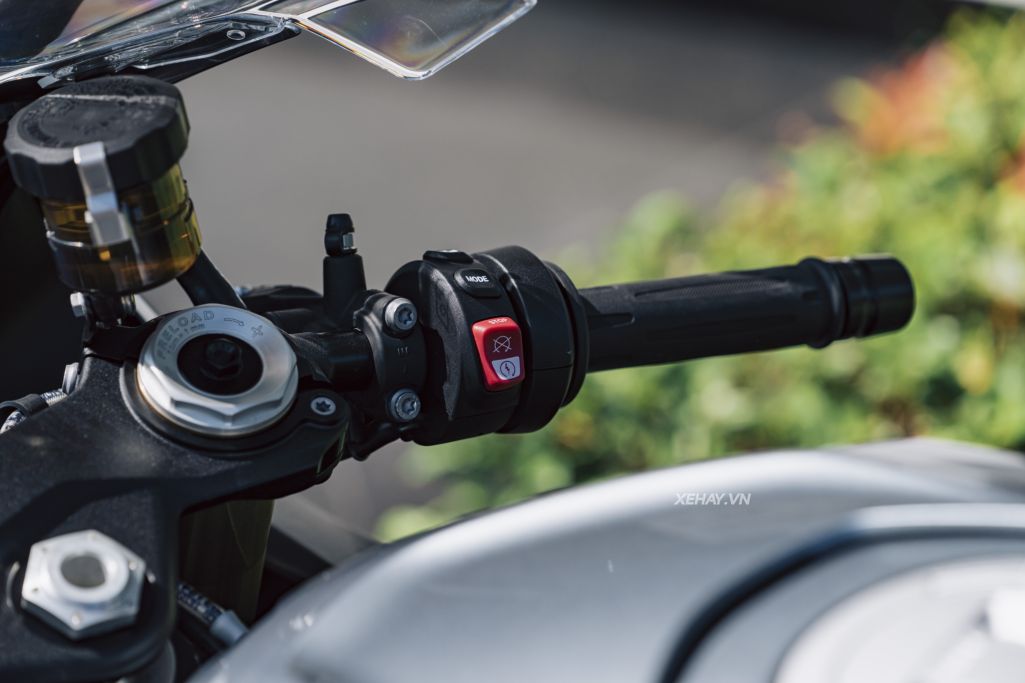 Chiêm ngưỡng BMW S 1000 RR 2026: Superbike đỉnh cao của tốc độ và công nghệ