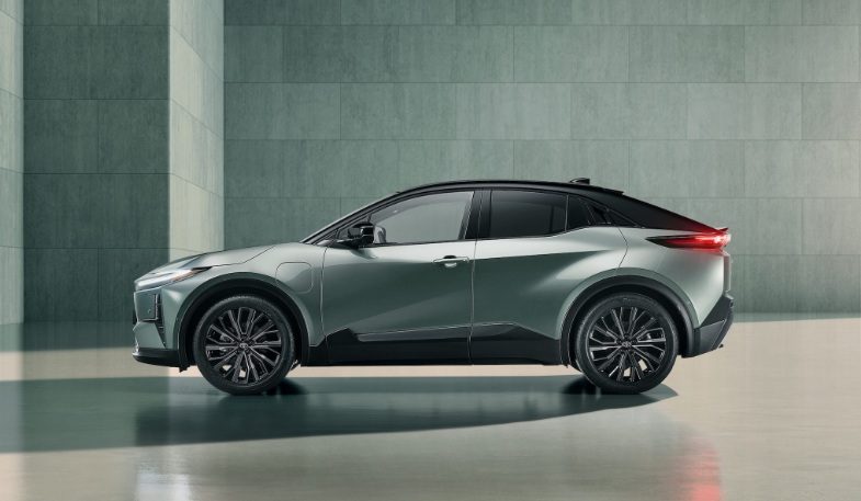Toyota C-HR+ 2026 sẽ ra mắt vào đầu năm 2026: Crossover điện giá từ 1,21 tỷ VNĐ