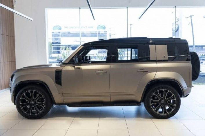 xehay_denfender20ocda_151225_2 Land Rover Defender OCTA lộ diện tại Viêt Nam, đối đầu Mercedes-AMG G 63