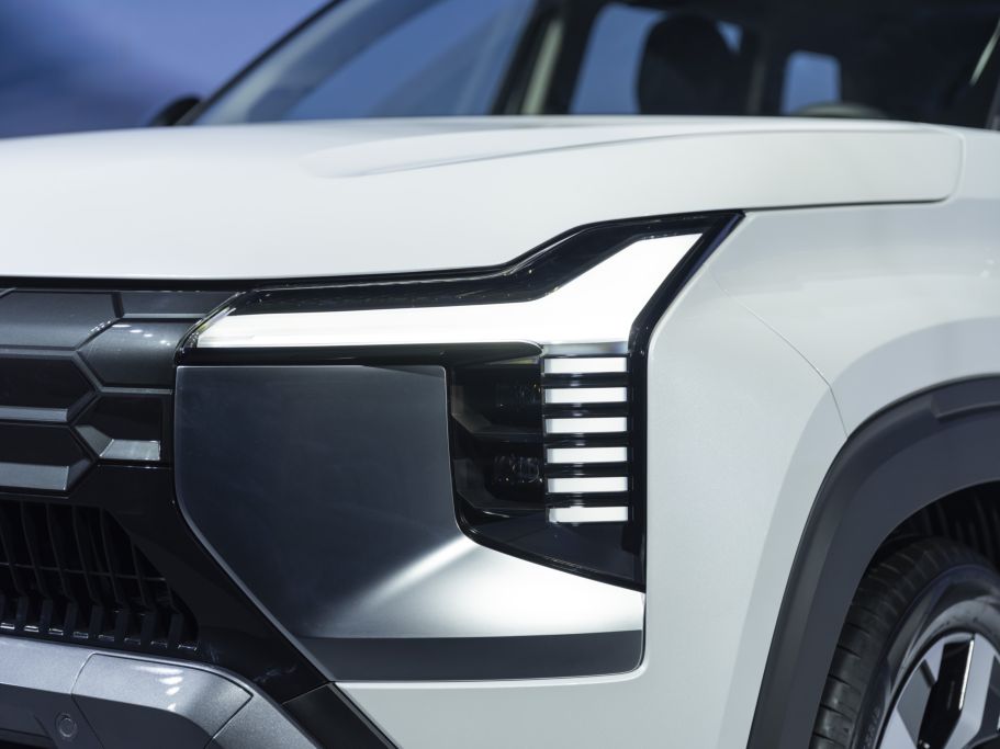 Mitsubishi Destinator chính thức ra mắt Việt Nam: SUV 7 chỗ giá từ 780 triệu đồng