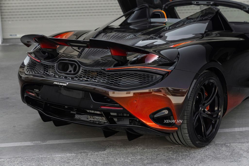 Cận cảnh McLaren 750S Spider Orange Coriolis: Phiên bản cá nhân hóa cực chất giá 29,4 tỷ đồng