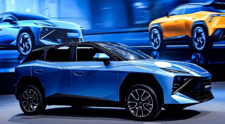 xehay_omoda4_051225_8 Omoda 4 chuẩn bị lắp ráp tại Việt Nam: Ngoại hình như Lamborghini Urus