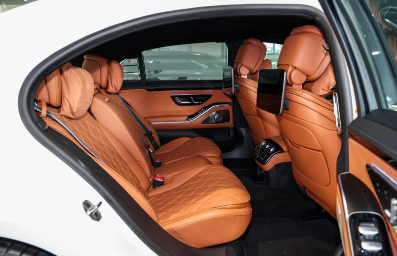 Mercedes-Benz S580e 2026 ra mắt ĐNA: Sedan hạng sang cao cấp, mạnh mẽ hơn