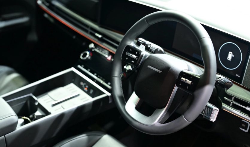 Hyundai Santa Fe Hybrid 2026 "made in Việt Nam" ra mắt Đông Nam Á