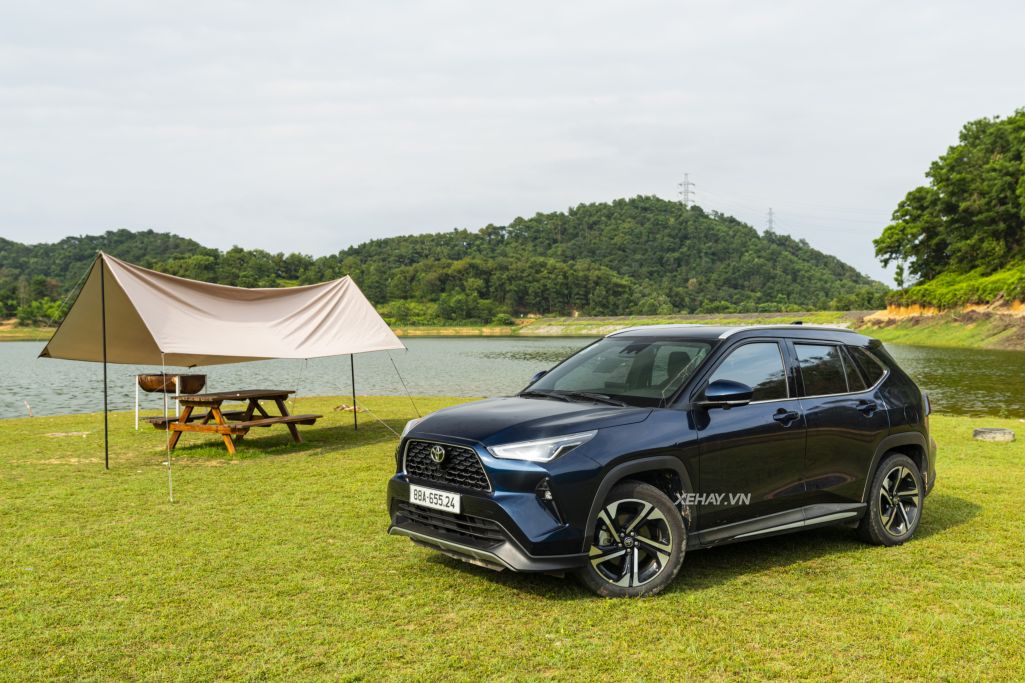 [ĐÁNH GIÁ XE] Toyota Yaris Cross 2025: Xe đa dụng dễ quen, thân thiện và phù hợp dành cho giới trẻ