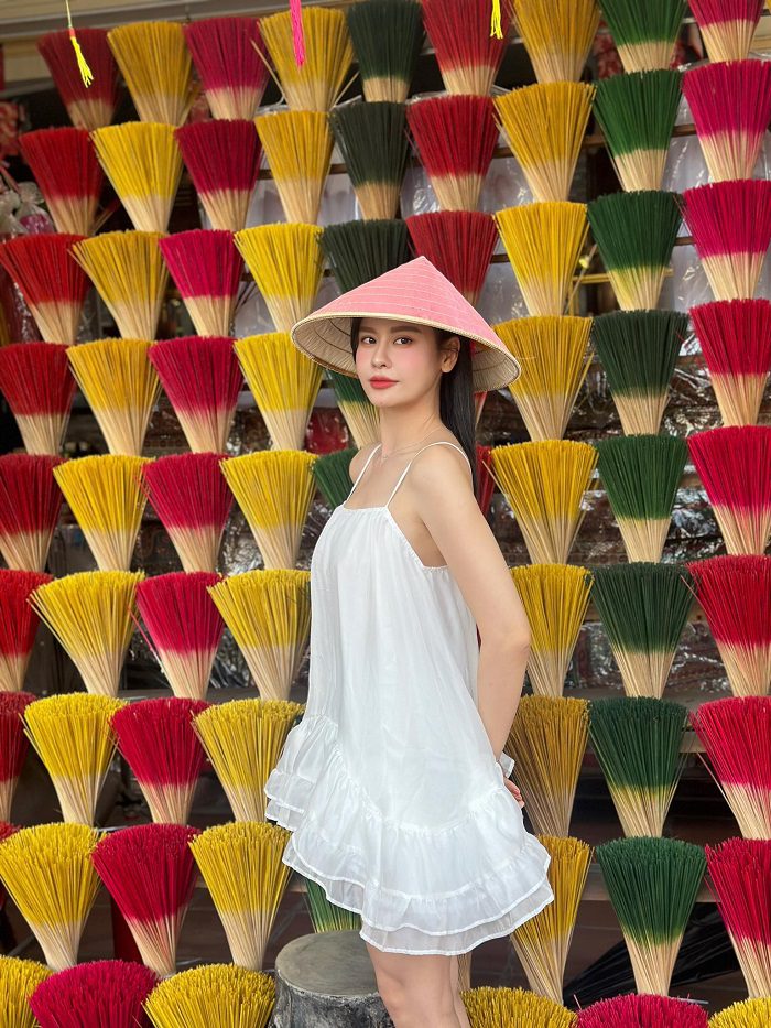Địa điểm du xuân ở Huế - làng hương Thuỷ Xuân thu hút khách du lịch