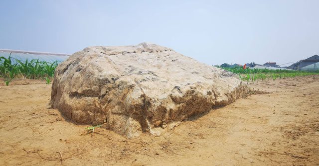 Vì sao “ngọn núi nhỏ nhất Trung Quốc” cao chỉ 0,6m nhưng không ai dám leo trèo?