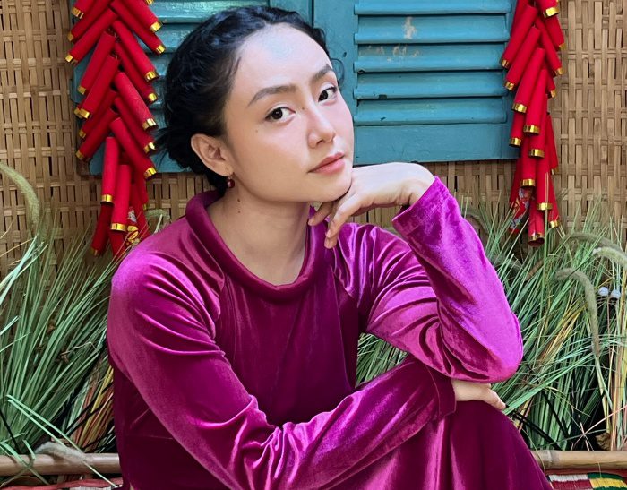 Tú Hồ - "Nàng thơ " thướt tha trong bộ ảnh áo dài nhung đậm chất xưa