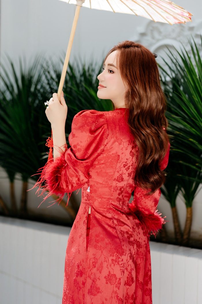 vy_oanh_2 Vy Oanh gây thương nhớ với nhan sắc không tuổi trong tà áo dài và áo bà ba