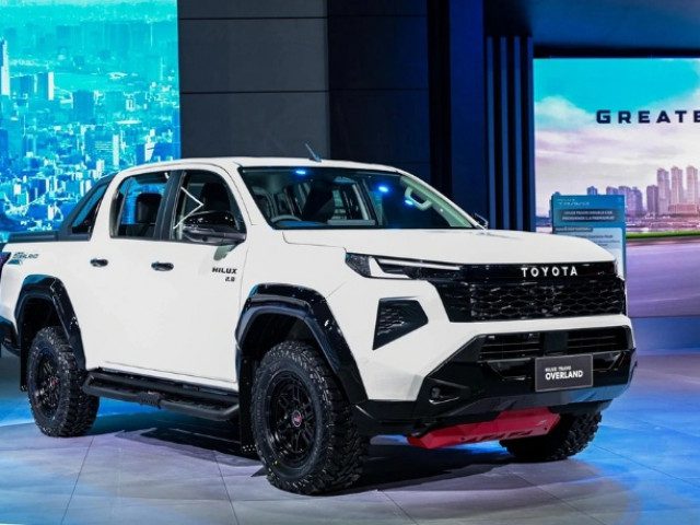 Thị trường ô tô Việt đầu năm 2026: Dồn dập xe mới ra mắt trước thềm Tết Nguyên đán