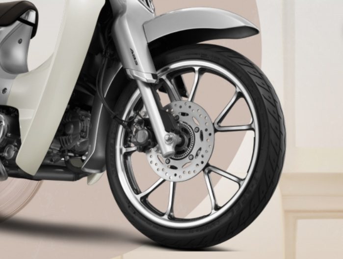 xehay_honda20ct125202026_080126_4 Honda C125 2026 trình làng: Cải tiến hộp số và động cơ