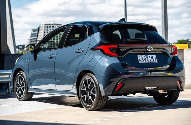 xehay_toyota20yaris20hev_290126_3 Toyota Yaris Hybrid 2026 lộ diện: Nâng cấp "màn hình khủng", quyết tâm công nghệ hóa khoang lái