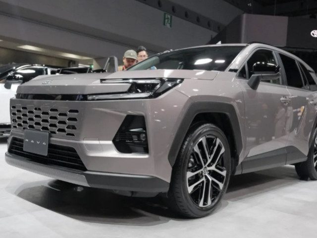 Toyota RAV4 2026 trước giờ G tại Đông Nam Á: Có AWD, hybrid chia 2 lựa chọn