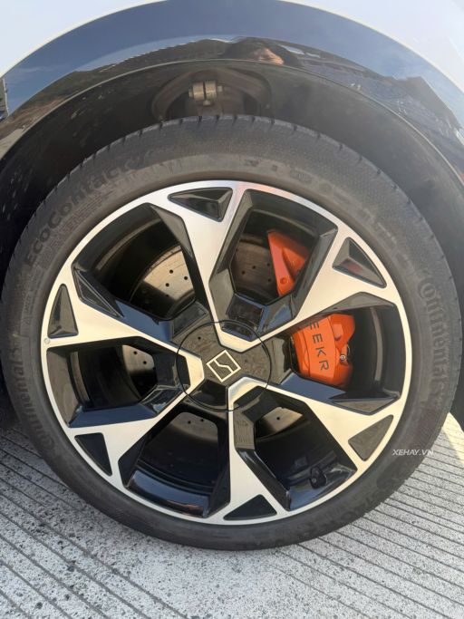 Cận cảnh Zeekr 7X chuẩn bị về Việt Nam: SUV điện cỡ D cạnh tranh trực tiếp VinFast VF 8