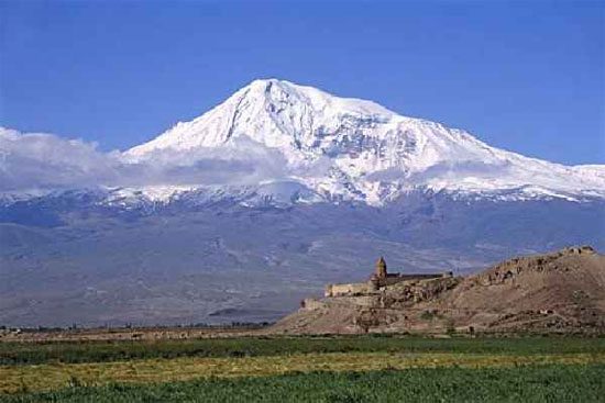 Núi Ararat Ngọn núi Ararad.