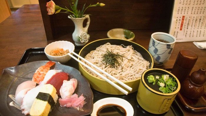 bua-an-cua-nguoi-nhat Người dân Nhật Bản chuyển sang tiêu thụ những sản phẩm làm từ lúa mì nhiều hơn.