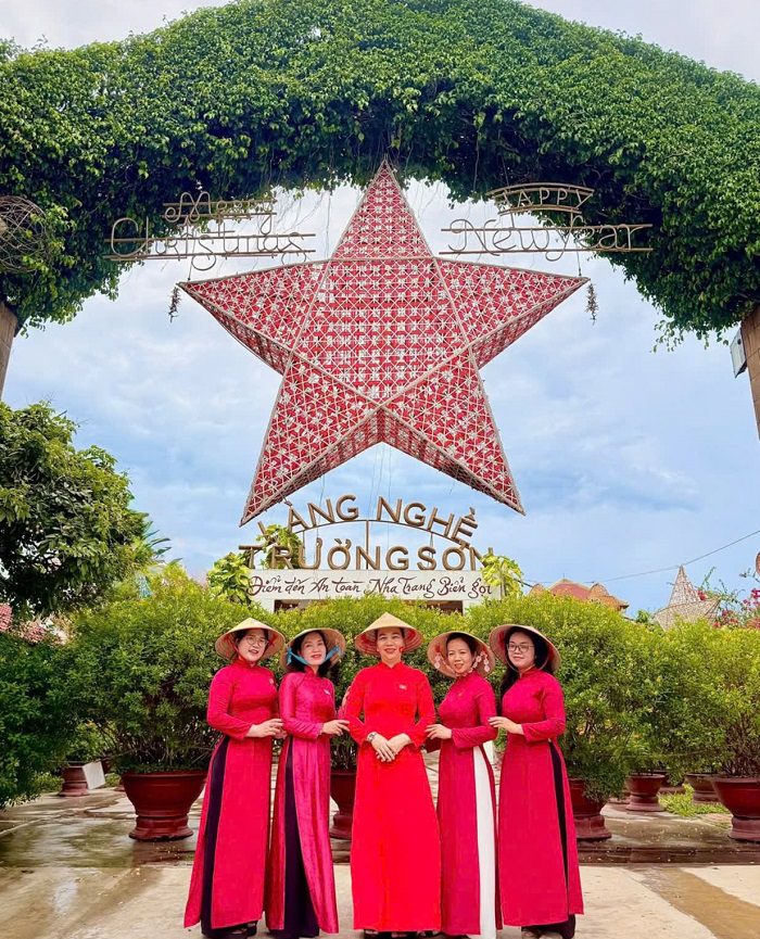 Điểm du xuân ở Nha Trang  làng nghề Trường Sơn có nhiều hoạt động hấp dẫn