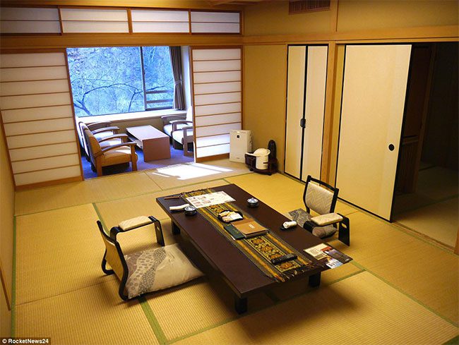 khach-san-nishiyama-onsen-keiunkan-4 Khách sạn giữ kỷ lục Guinness thế giới với hơn 1.300 năm tuổi, bước vào bên trong là không muốn về