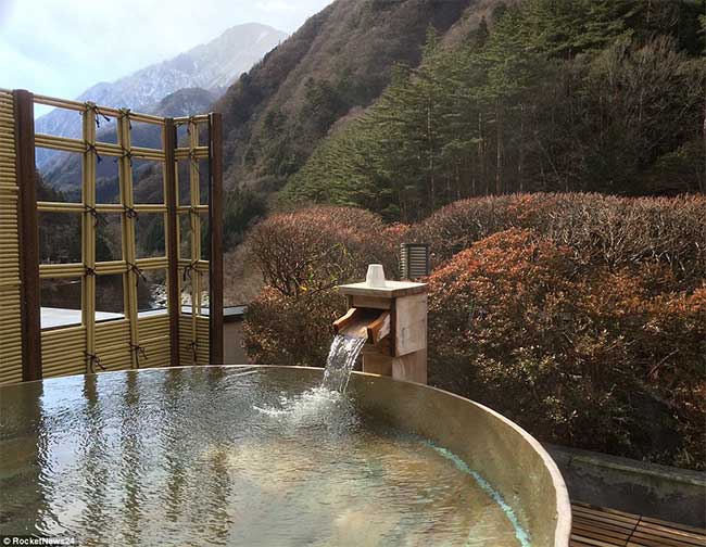 khach-san-nishiyama-onsen-keiunkan-6 Khách sạn giữ kỷ lục Guinness thế giới với hơn 1.300 năm tuổi, bước vào bên trong là không muốn về