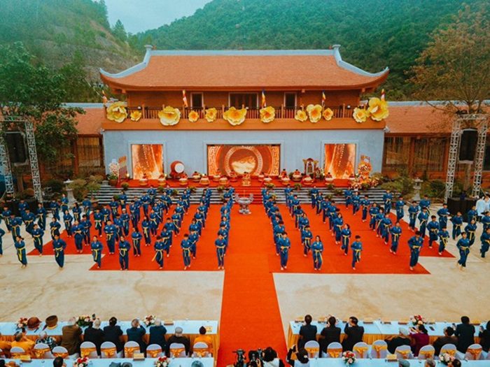 Khai hội xuân chùa Ngoạ Vân.