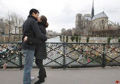 10 truyền thống đặc biệt trong ngày lễ tình nhân trên Thế giới