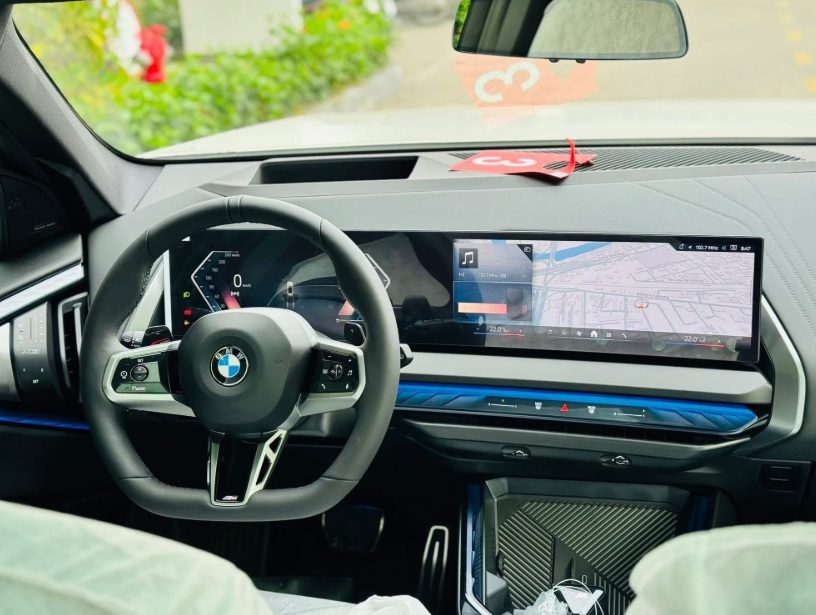xehay_bmw20x320moi_310126_8 Thực tế BMW X3 30 M Sport Pro giá 2,899 tỷ đồng tại Việt Nam: Full ADAS sẵn sàng đấu Mercedes-Benz GLC 300