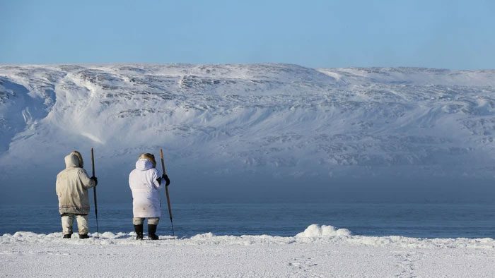 Nền văn minh Eskimo tại Mũi Krusenstern xuất hiện vào khoảng 1850 năm trước Công nguyên.