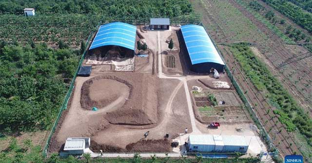 Giật mình với hài cốt khổng lồ trong lăng mộ Trung Quốc 2.100 năm
