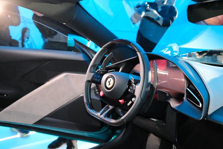 Siêu xe Ferrari Amalfi ra mắt Đông Nam Á: Sẵn sàng về Việt Nam