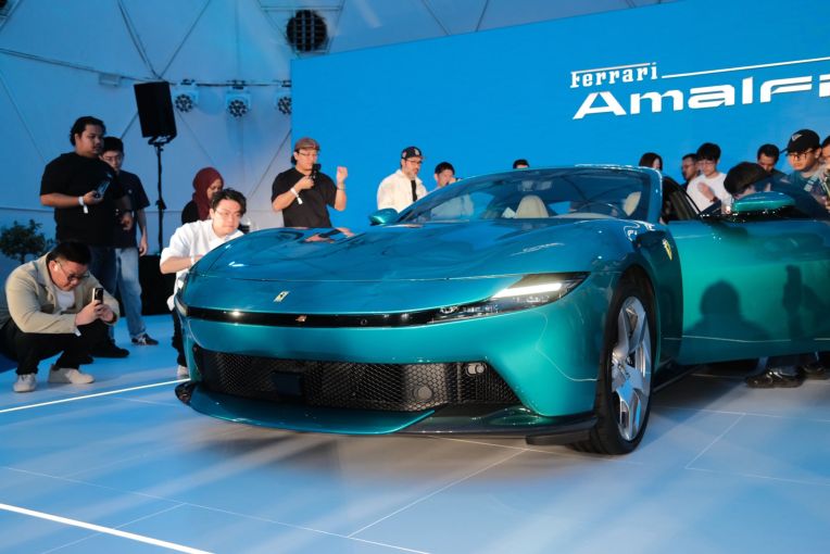 Siêu xe Ferrari Amalfi ra mắt Đông Nam Á: Sẵn sàng về Việt Nam