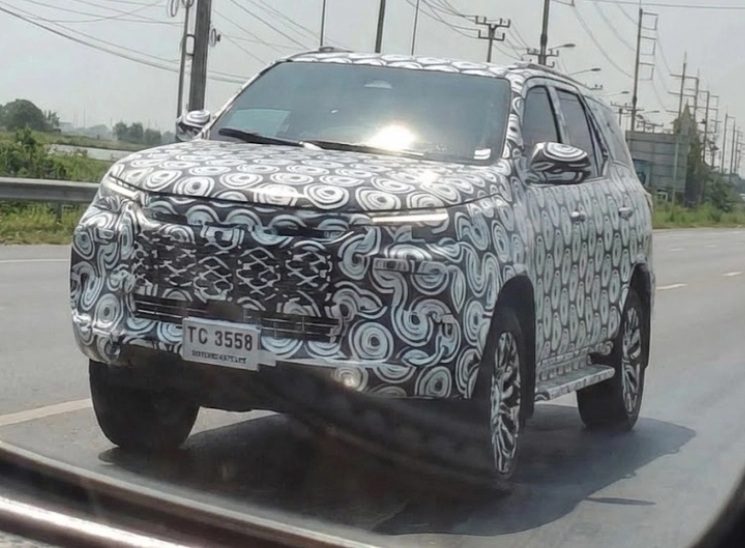 xehay_fortuner_090326_1 Toyota Fortuner thế hệ mới có thể sở hữu ADAS cấp độ 2: SUV khung gầm rời TNGA-F, dự kiến ra mắt cuối 2026