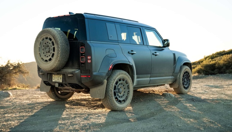 [ĐÁNH GIÁ XE] Defender Octa: Bản tuyên ngôn sức mạnh mới của Land Rover