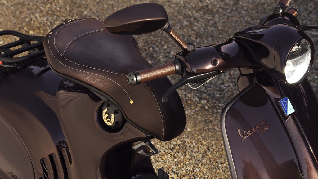 Vespa 946 Horse sẽ về Việt Nam vào đầu tháng 2/2026: Phiên bản giới hạn chỉ 888 xe cho năm Bính Ngọ