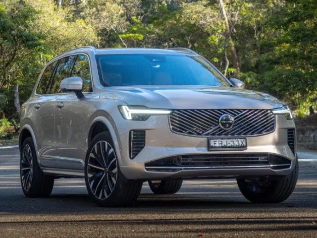 Volvo XC90 2026 được nhận cọc tại Việt Nam: Thay đổi diện mạo, nâng cấp công nghệ, giá dự kiến 3,579 tỷ đồng gây sốc
