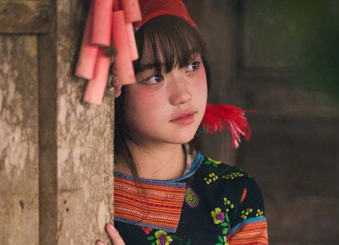 Cô bé người Mông ở Tà Xùa gây “sốt” mạng xã hội với vẻ đẹp trong trẻo, thuần khiết
