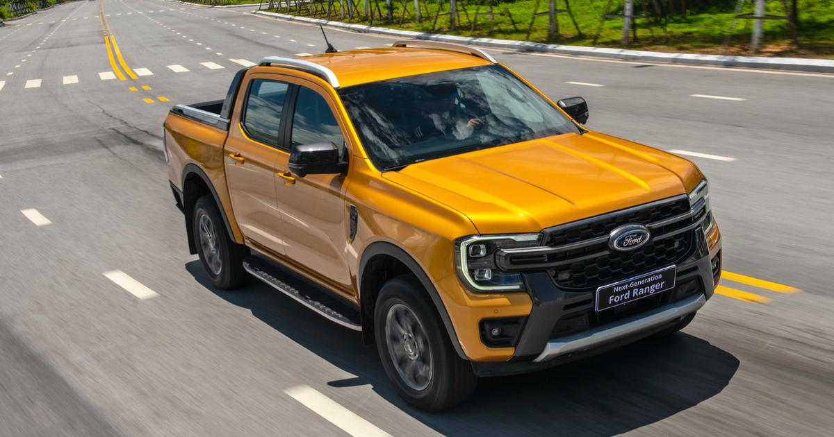 Xe bán tải tại Việt Nam vẫn hút khách mua, Ford Ranger lấy lại ngôi đầu