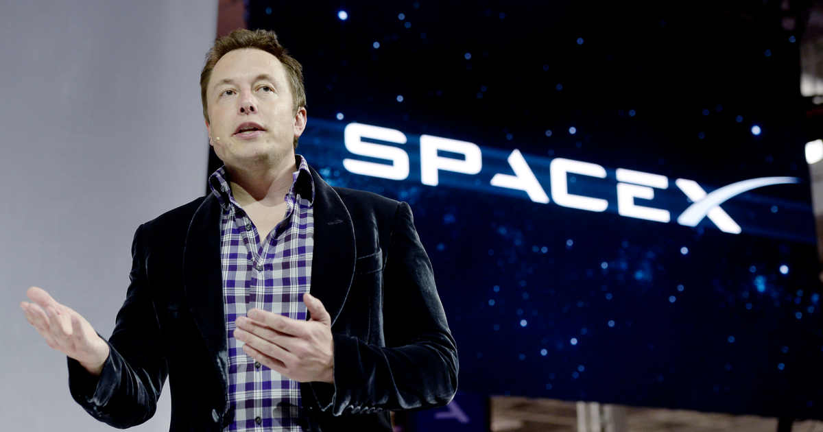 Không ai có thể sa thải Elon Musk tại SpaceX ngoài chính ông