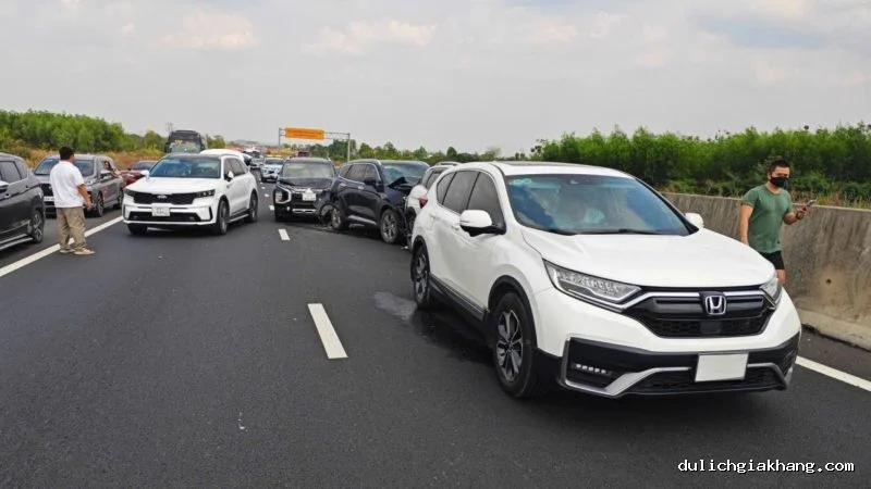 Lưu ý gì trong lần đầu tiên mua bảo hiểm thân vỏ? - Ảnh 3. Lưu ý gì trong lần đầu tiên mua bảo hiểm thân vỏ? - Ảnh 3.